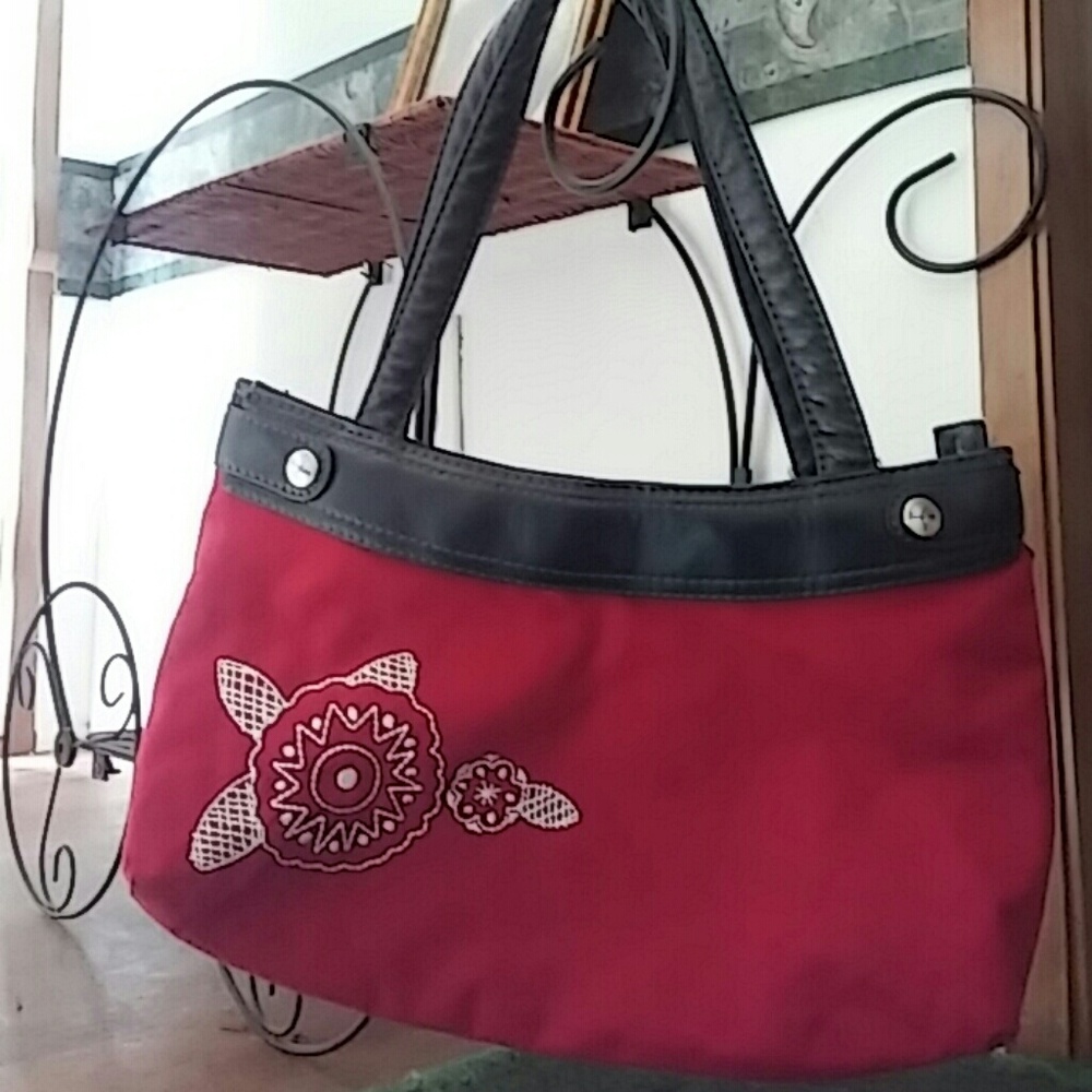 Thirty- One Hand Bag